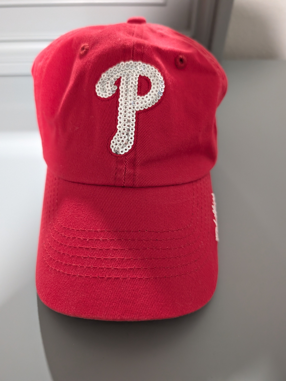 Women's Philadelphia Phillies Red Sequin Adjustable Baseball Cap